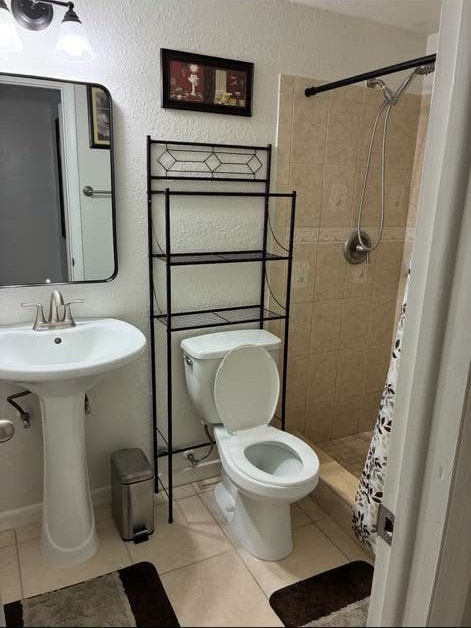 Building Photo - 16102 Foxfire Dr