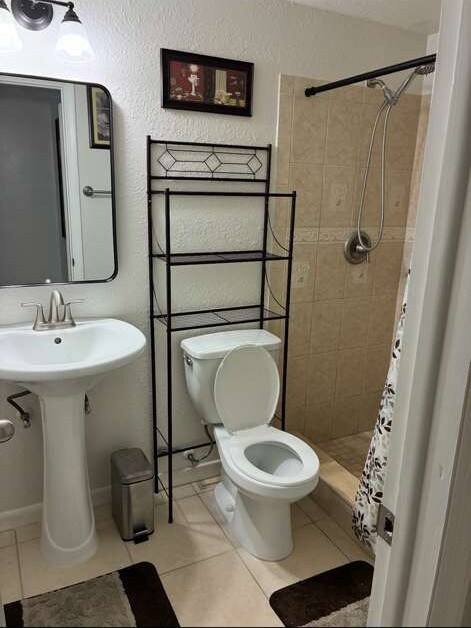 Foto del edificio - 16102 Foxfire Dr