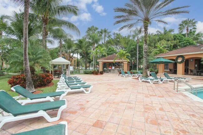 Foto del edificio - 1205 Wildwood Lakes Blvd