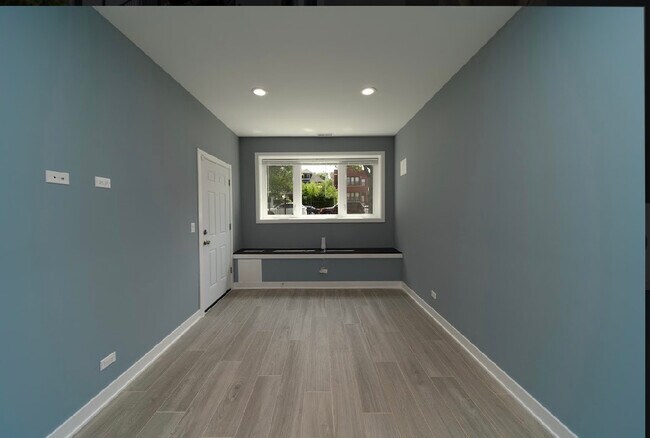 Building Photo - 22 N Parkside Ave