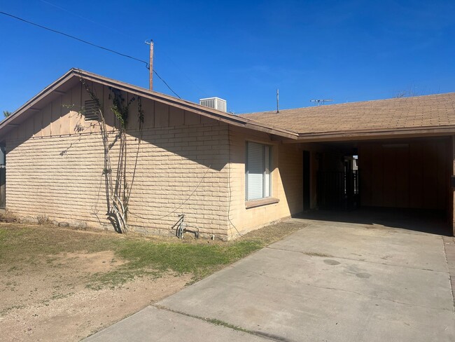 Building Photo - Updated North Phx Home w/Pool