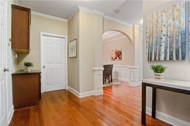 Building Photo - 300 Snowgoose Ct