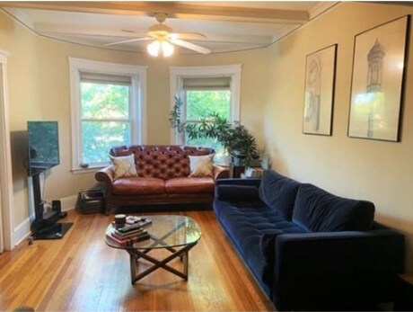 Foto del edificio - 138 Fuller St