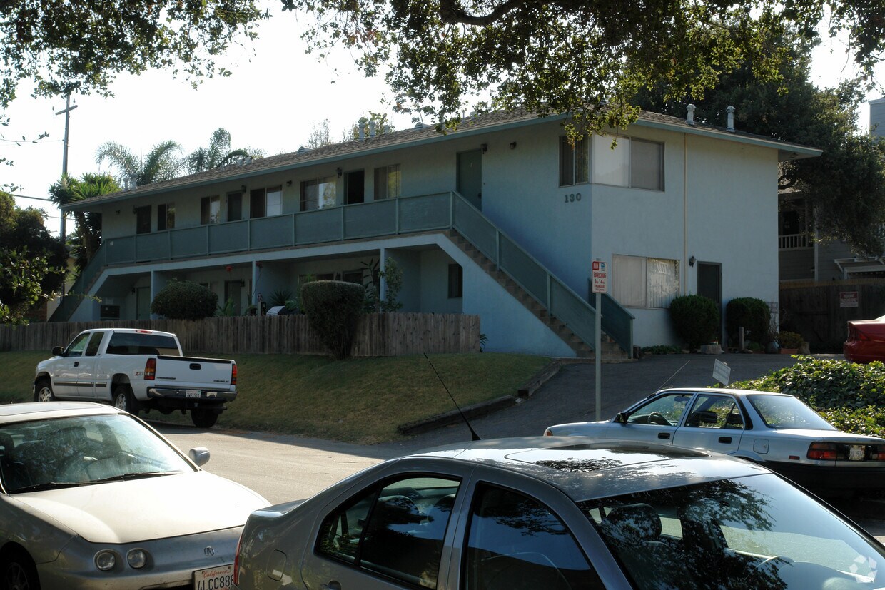 Foto del edificio - W Padre St