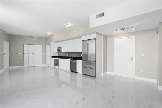Foto del edificio - 92 SW 3rd St