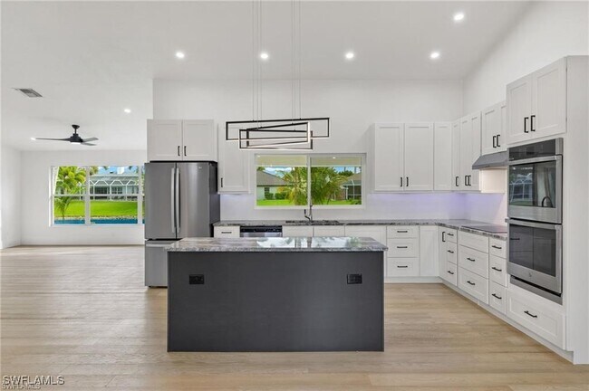 Foto del edificio - 1073 Rose Garden Rd