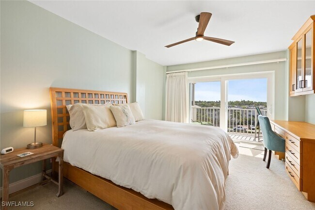 Foto del edificio - 1977 Gulf Shore Blvd N