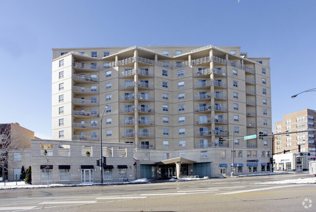 Foto del edificio - Buena Pointe