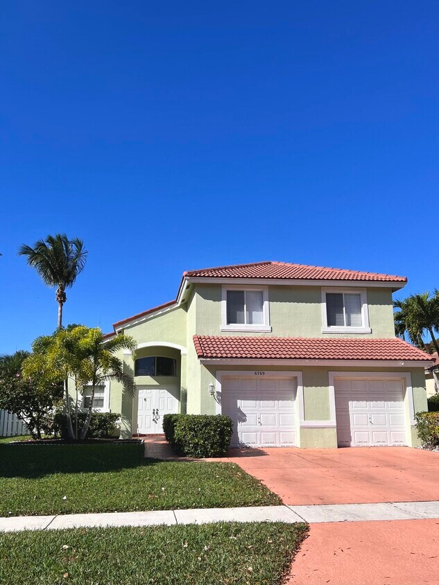 6769 Las Colinas St, Lake Worth, FL 33463 House for Rent in Lake