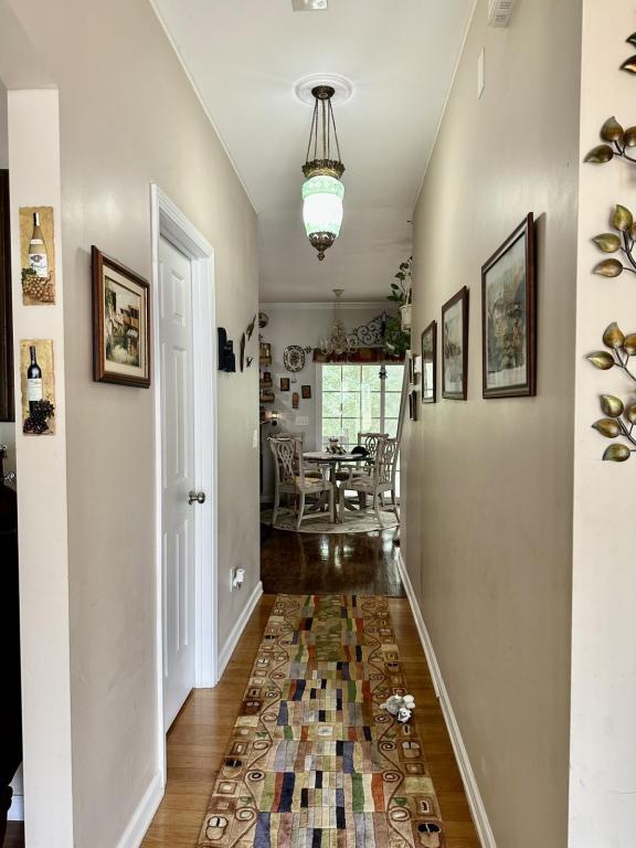 Foto del edificio - 1913 Thorn Crest Dr