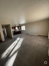 Building Photo - 443 South St