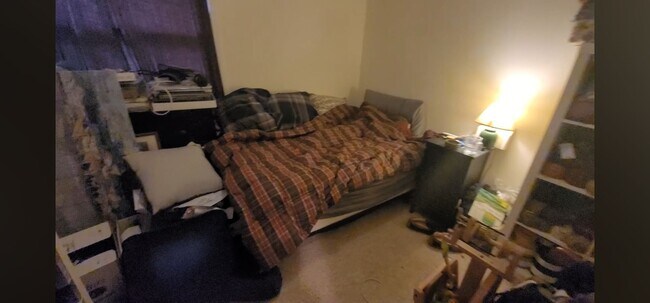 Foto del edificio - 1-Bed w Central Air!  Parking Spot Included, near Boston Landing Nightlife! Laundry on site