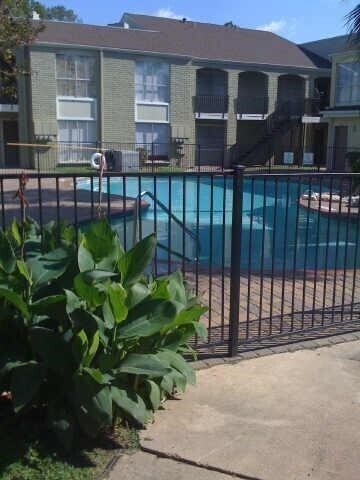 Foto del edificio - 6200 W Tidwell Rd