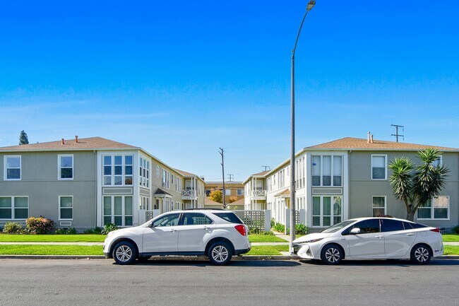 Banner Circle Apartments Apartments Long Beach Ca Apartments Com