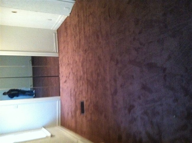 Foto del edificio - 3226 Lothrop St