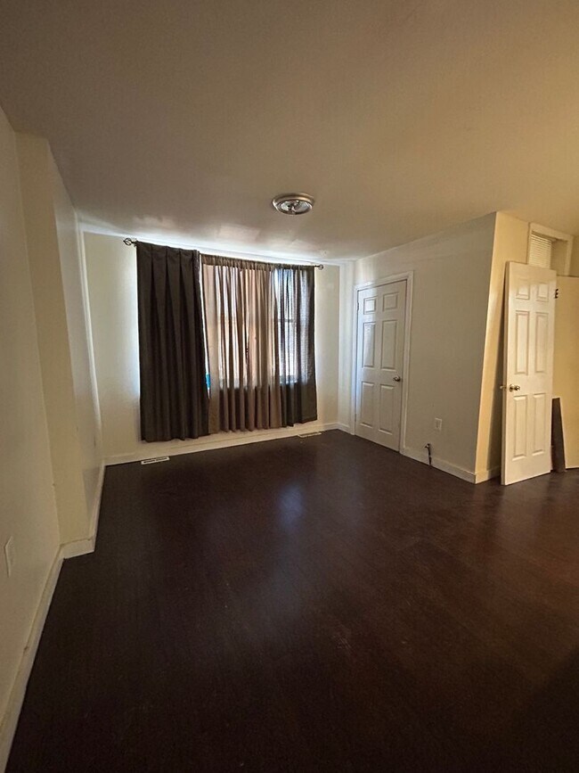 Foto del edificio - 52 N 18th St