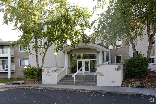 Building Photo - Stone Grove Apartments