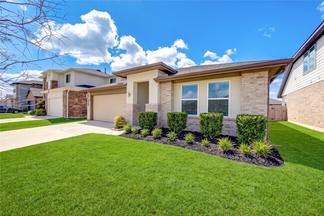 Building Photo - 30215 Lone Peak Dr