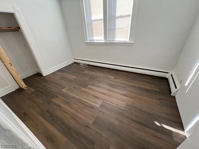 Foto del edificio - 265 Walnut St