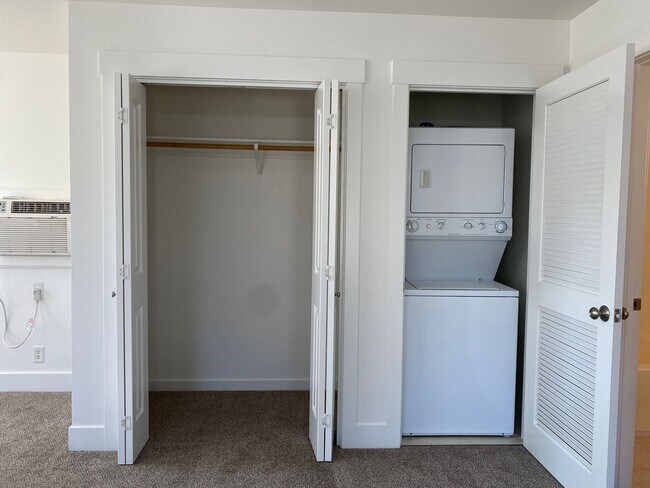 Foto del edificio - 2610 E 20th St