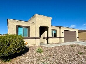 Building Photo - 2705 East Calle Joya de Ventura