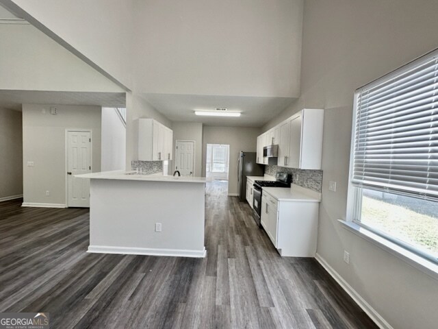 Foto del edificio - 8295 Eastshore Dr
