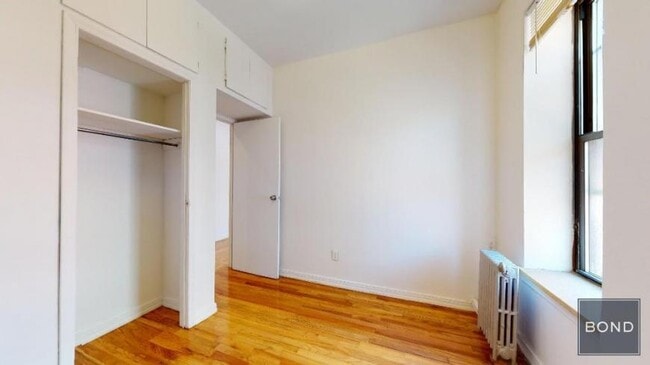 Building Photo - 3 bedroom in Manhattan NY 10003