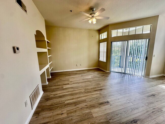 Foto del edificio - 7360 Westpointe Blvd