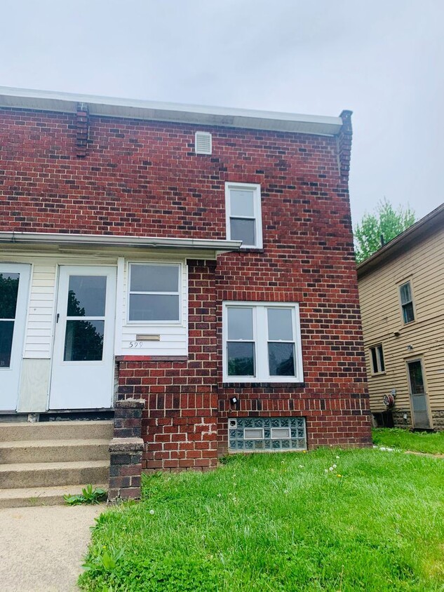 Primary Photo - 2 br, 1 bath House - 595 Baldwin Ave