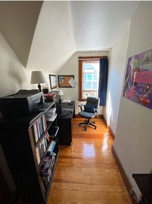 Building Photo - 47 Hall Ave