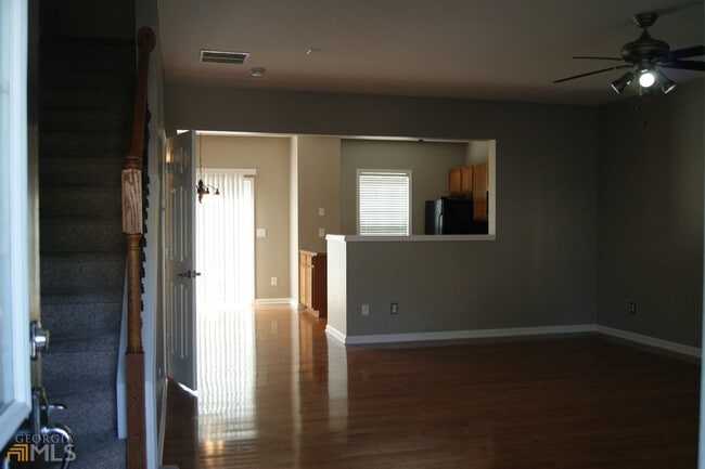 Building Photo - 2754 Deerwood Ln