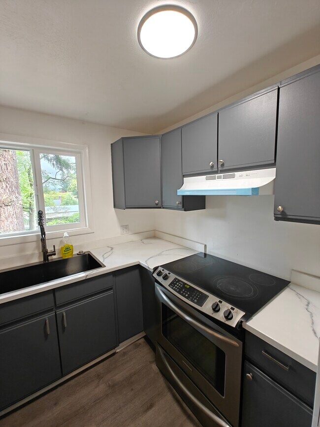 Foto del edificio - 14546 25th Ave NE