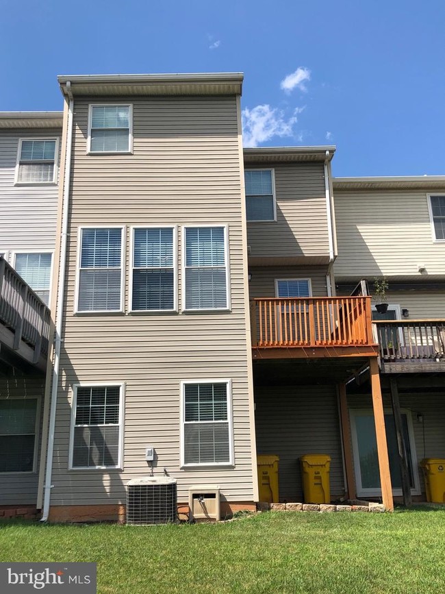 Foto del edificio - 7507 Moraine Dr