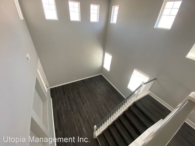 Building Photo - 4 br, 2.5 bath House - 37125 Pergola Terrace