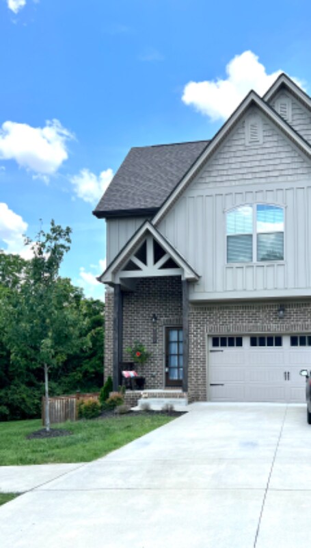 Foto principal - 426 Tapestry Pl