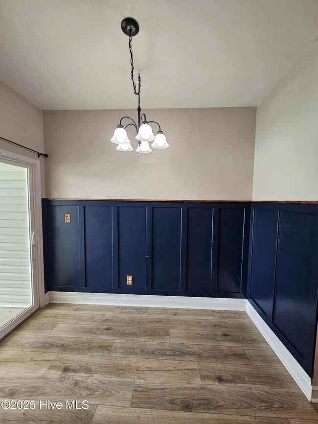 Building Photo - 511 Justice Farm Dr