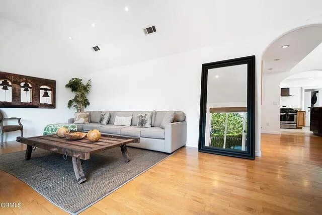 Foto del edificio - 748 N La Jolla Ave