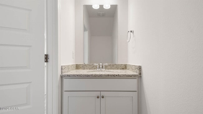 Building Photo - 459 Melrose Wy