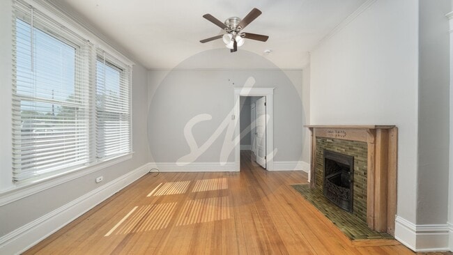 Building Photo - 1213 W Colorado Ave