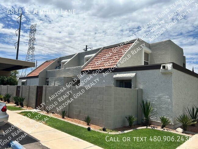 Foto del edificio - Villas Tempe Townhome