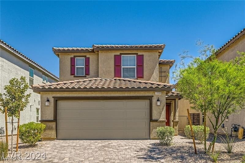 Primary Photo - 2950 Torreon Ln