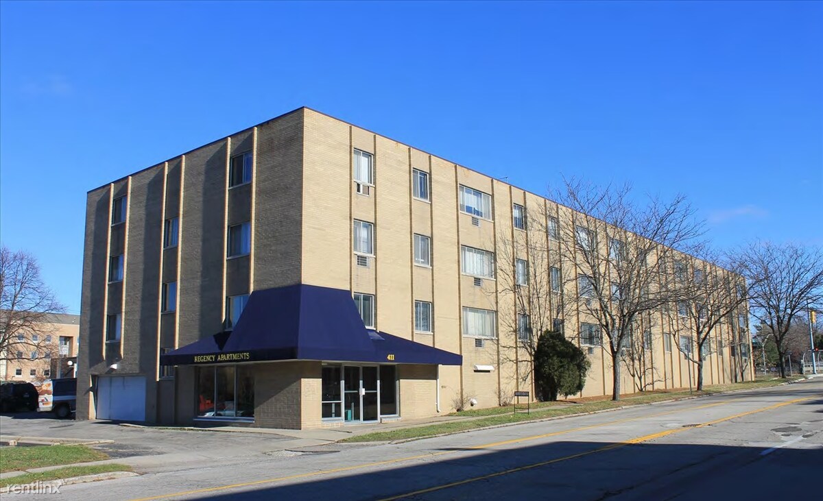 Building Photo - 411 E 2nd St