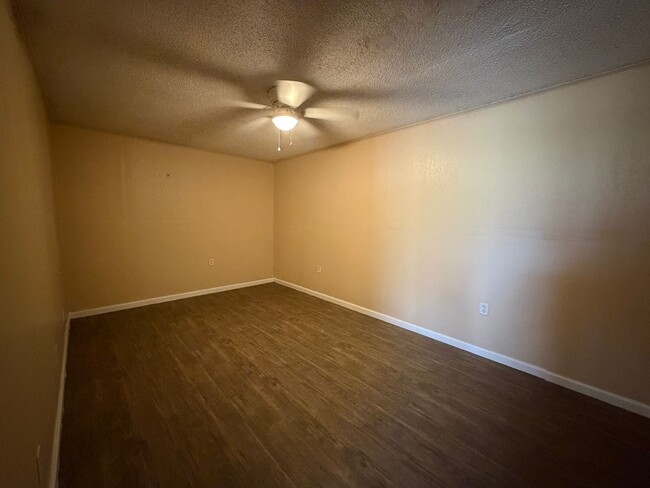 Foto del edificio - 956 Thompson Springs Rd SE