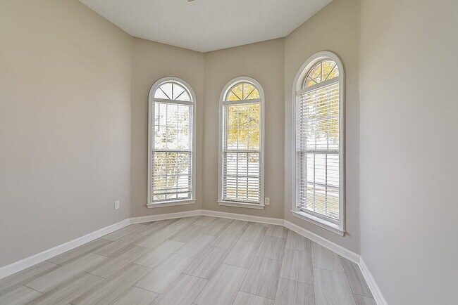 Building Photo - 9157 Acadia Pl