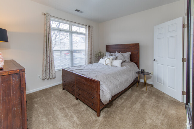 Spacious Bedroom - Chelsea Place Apartments & Townhomes