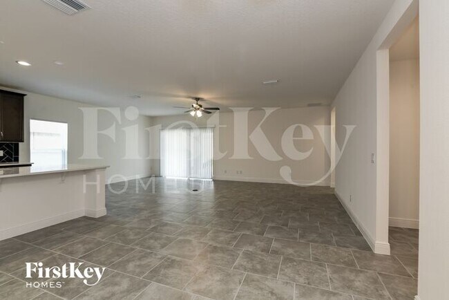 Foto del edificio - 705 Blackstone Street