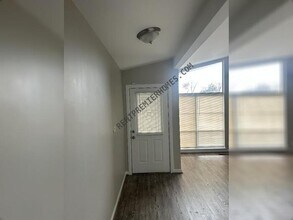 Building Photo - 7333 E 58th Pl