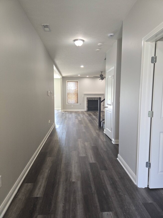 Building Photo - 6323 Burgin Dr