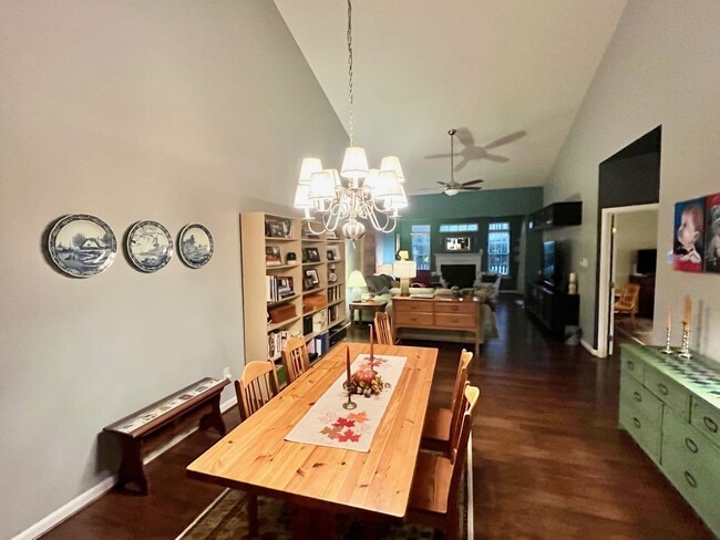 Building Photo - 3103 Abruzzo Pl