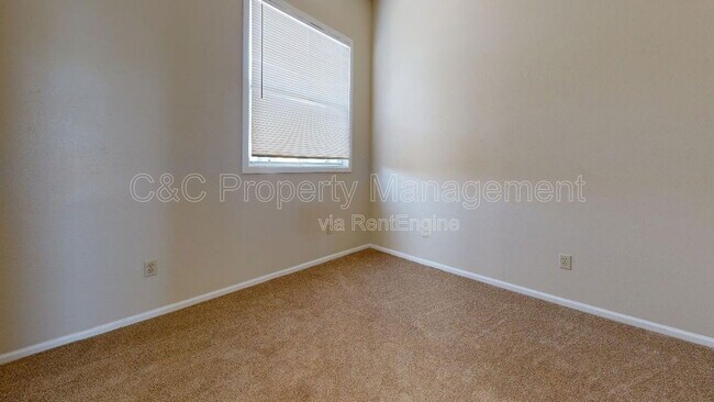 Building Photo - 2 Cassidy St